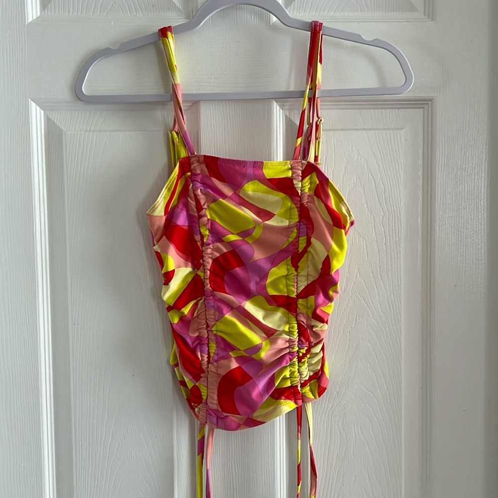 MULTICOLOR CUTE TANK TOP!